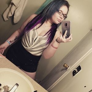 Meet your Posher, Shelby lynn